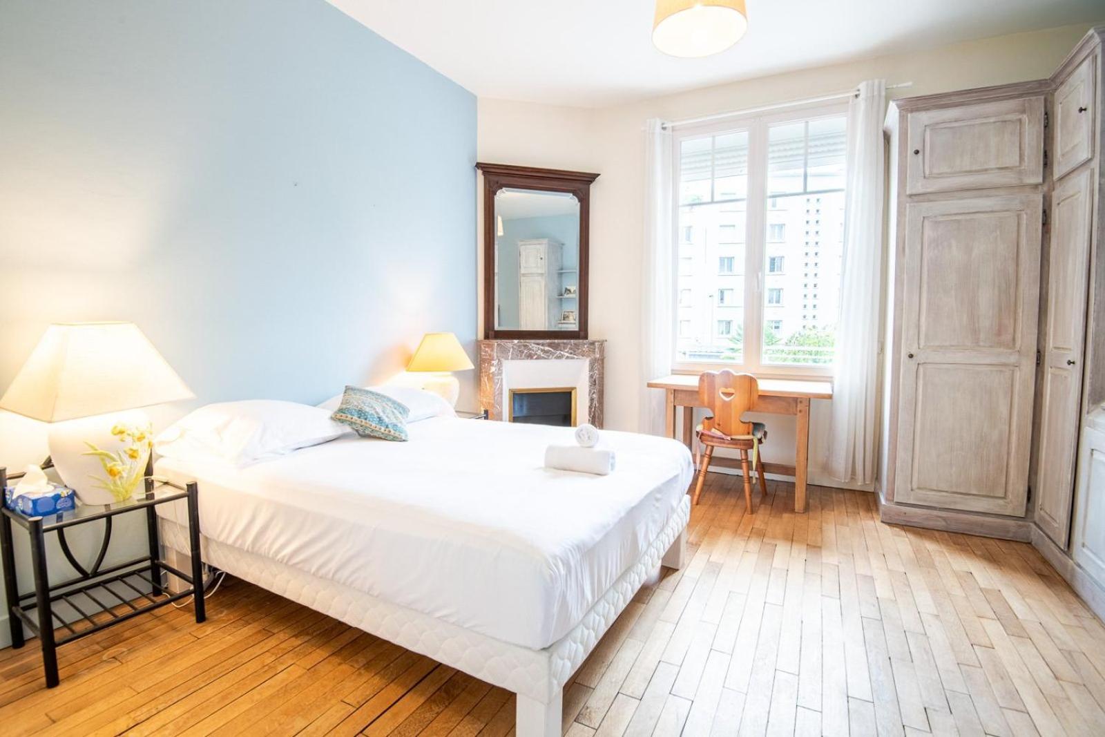 Le Stalingrad - Saint-Pierre-Des-Corps Hotel Luaran gambar